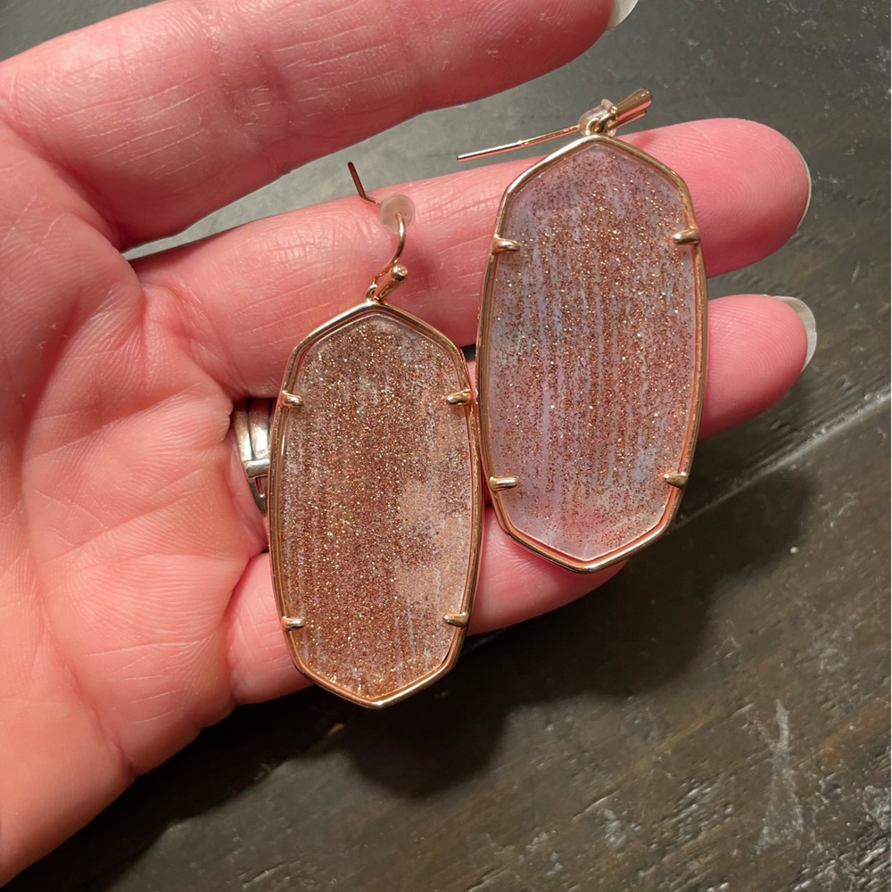 Kendra Scott Danielle earrings